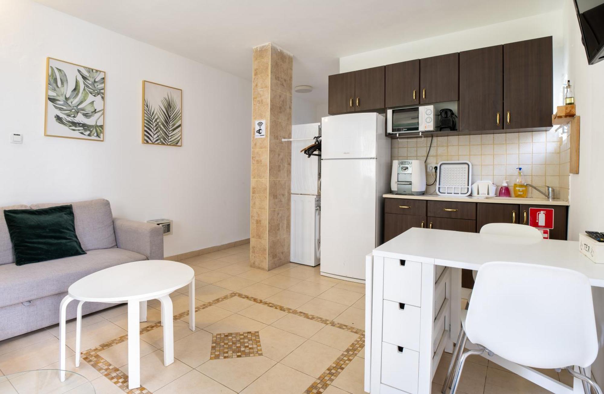 Yagen Boutique Apartments Хайфа Стая снимка